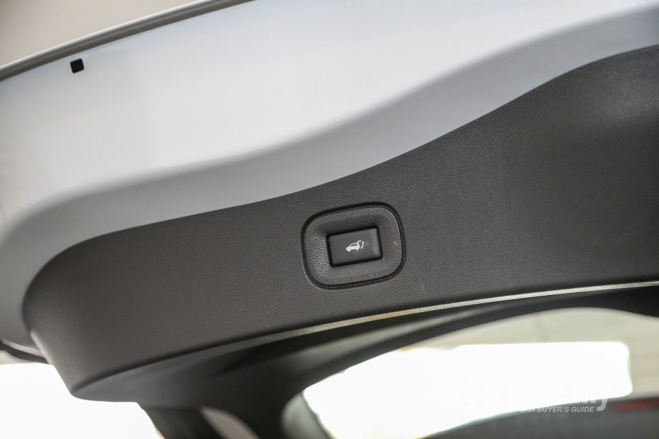 Renault Koleos Mk2 2nd Facelift  (2021) Interior