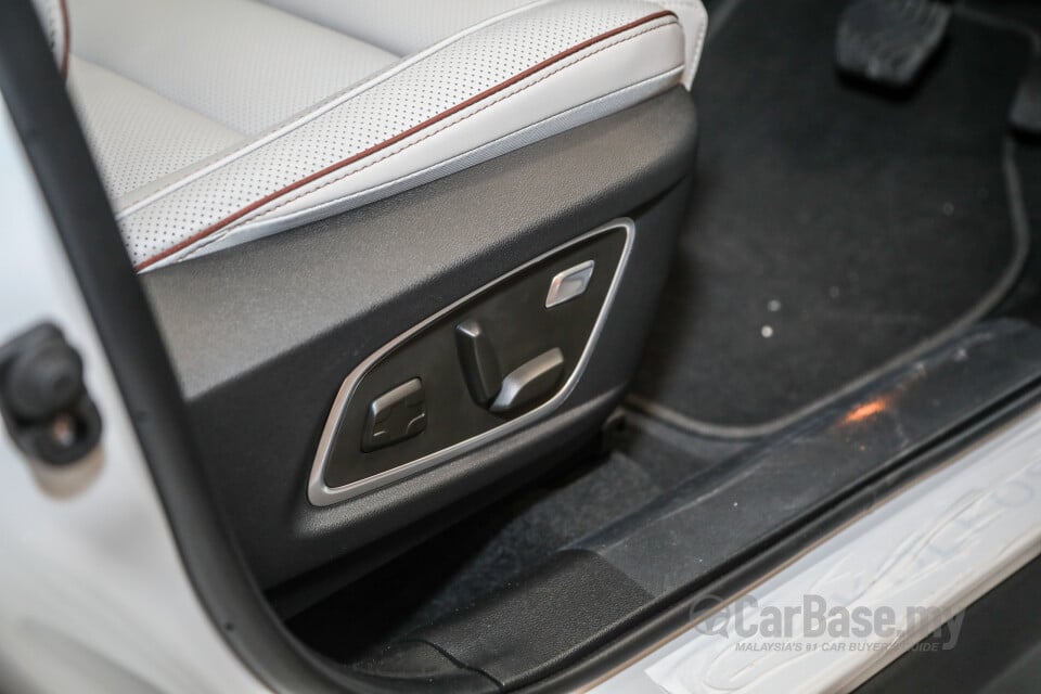 Renault Koleos Mk2 2nd Facelift  (2021) Interior