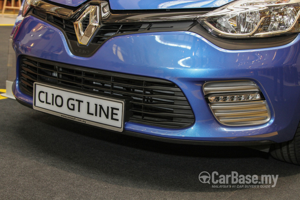 Renault Clio Mk4 (2015) Exterior