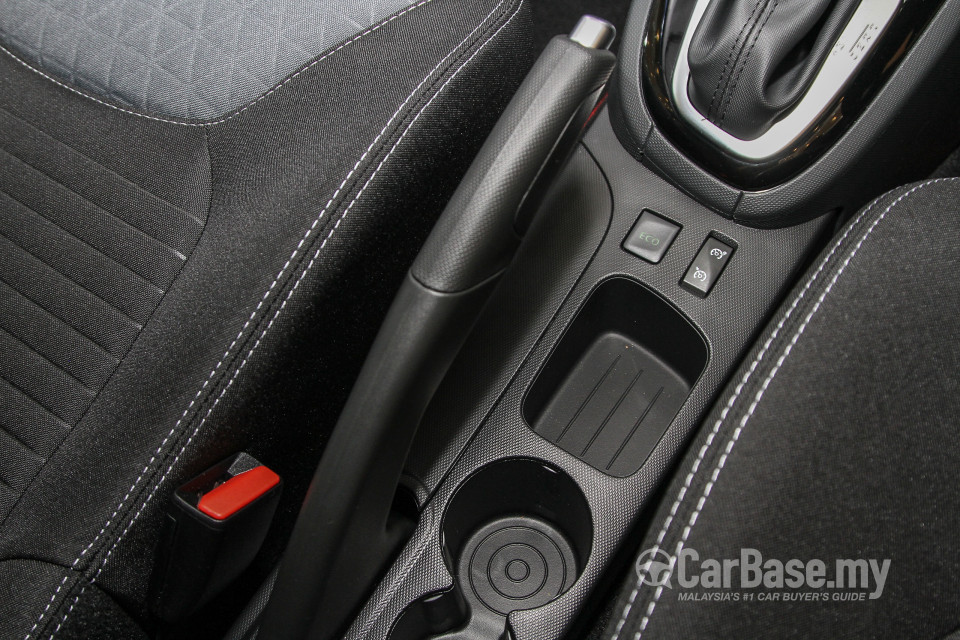 Renault Clio Mk4 (2015) Interior