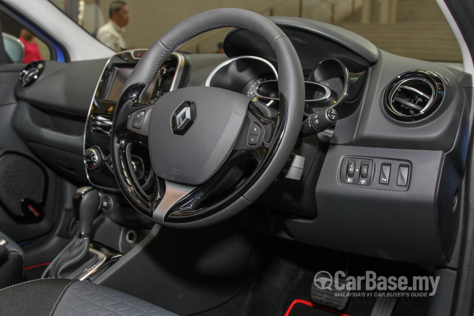 Renault Clio Mk4 (2015) Interior