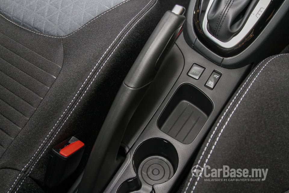 Renault Clio Mk4 (2015) Interior