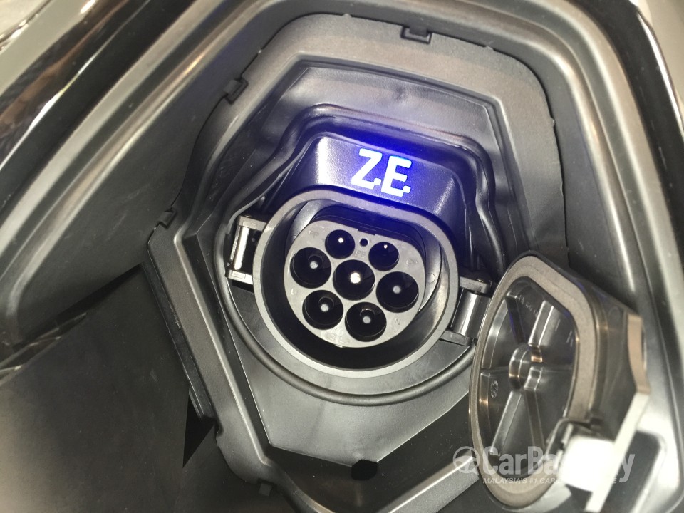 Renault Zoe Mk1 (2015) Exterior
