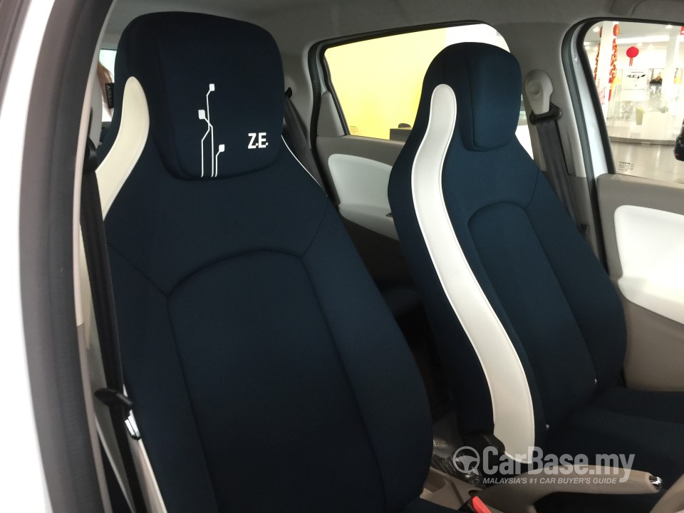 Renault Zoe Mk1 (2015) Interior