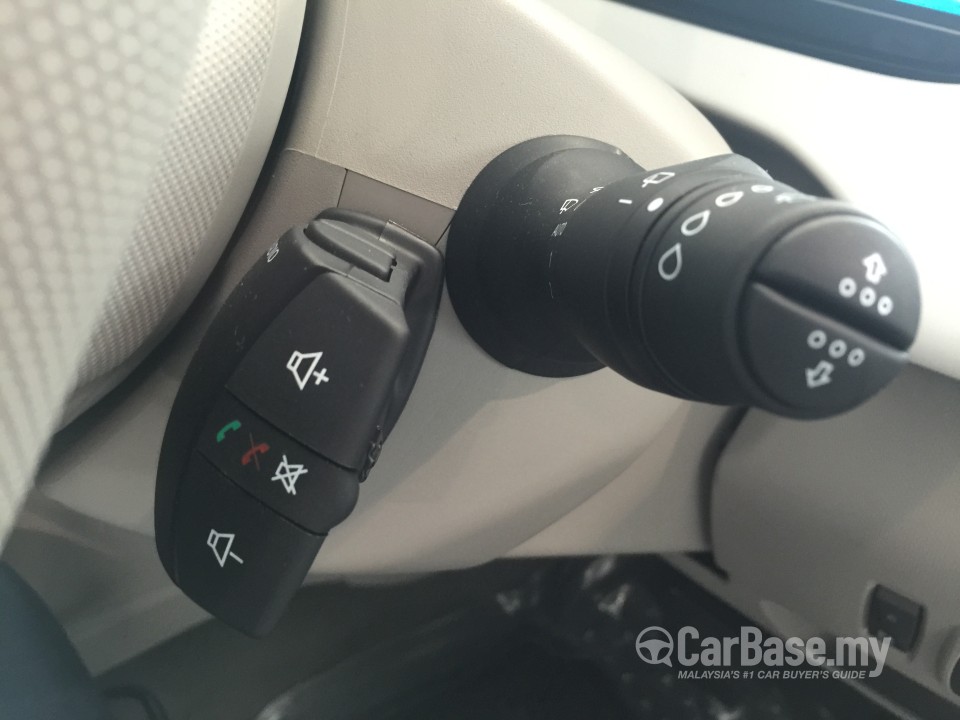 Renault Zoe Mk1 (2015) Interior