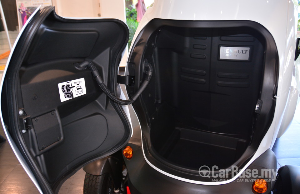 Renault Twizy 1st gen  (2015) Interior
