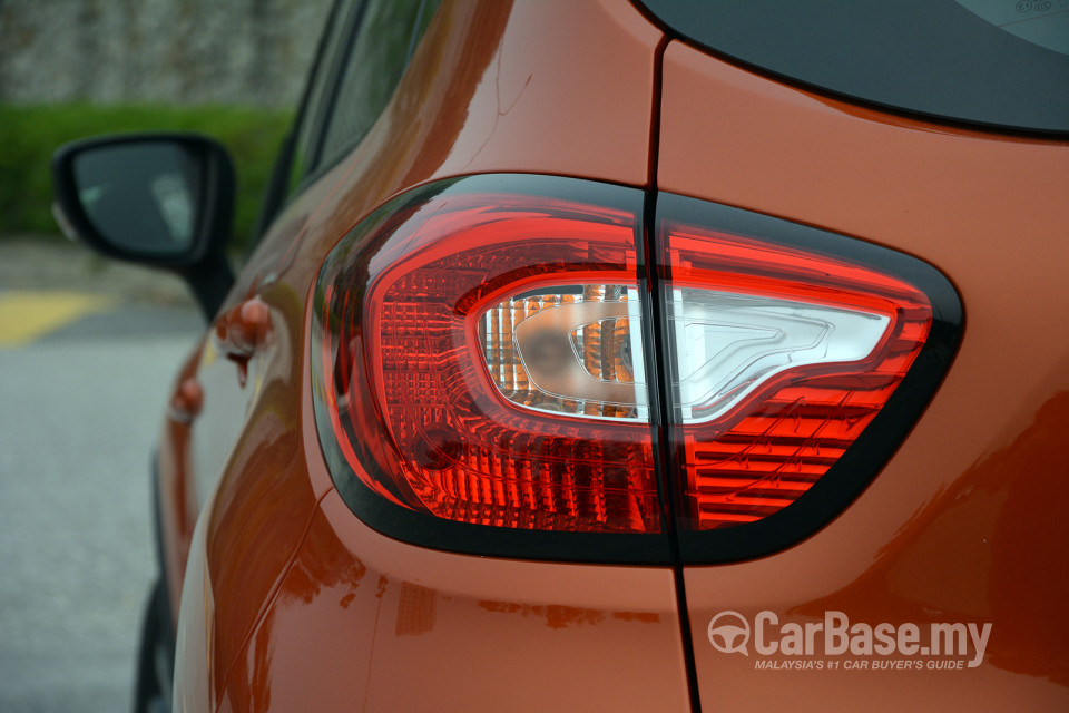 Renault Captur Mk1 (2015) Exterior
