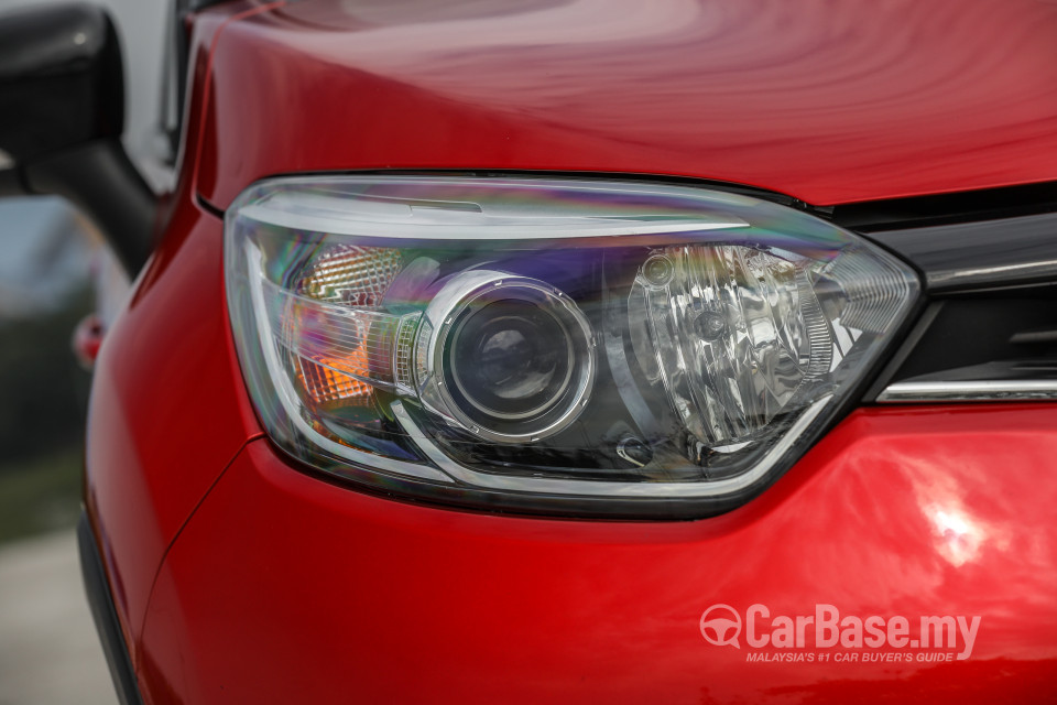 Renault Captur Mk1 (2015) Exterior