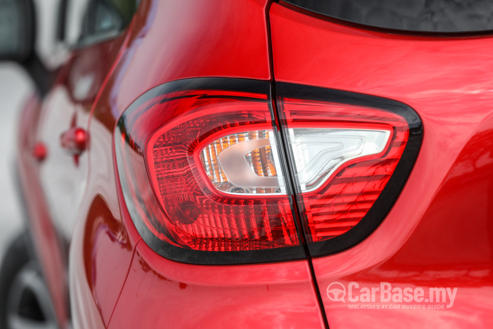 Renault Captur Mk1 (2015) Exterior