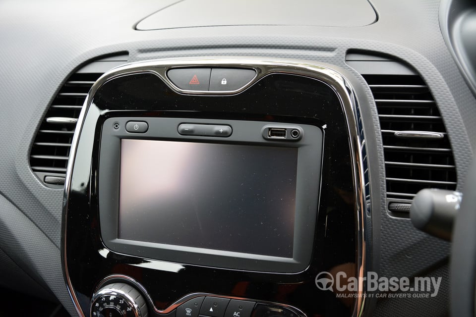 Renault Captur Mk1 (2015) Interior