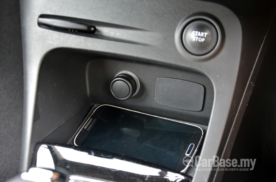Renault Captur Mk1 (2015) Interior