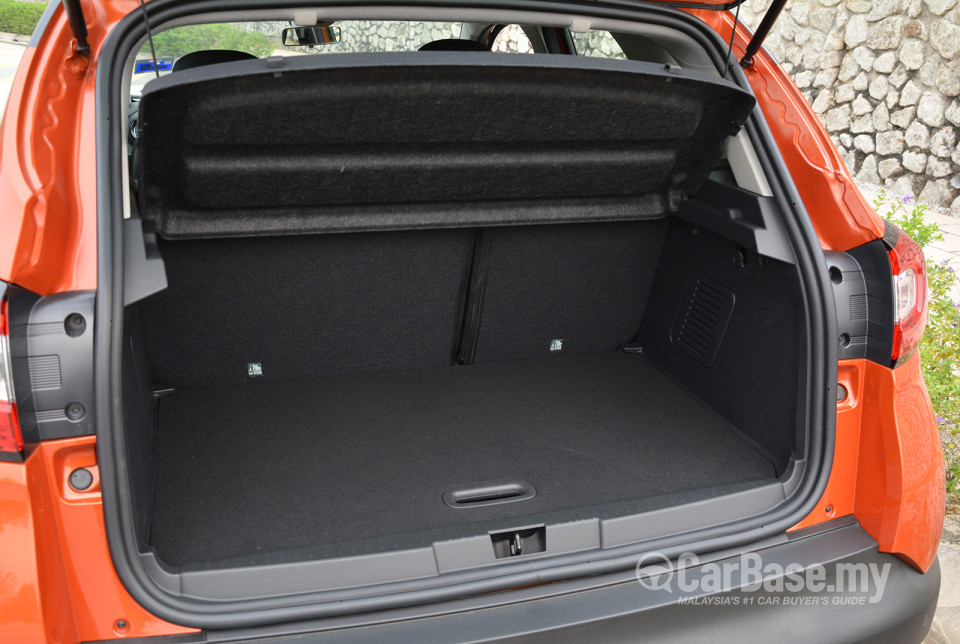 Renault Captur Mk1 (2015) Interior