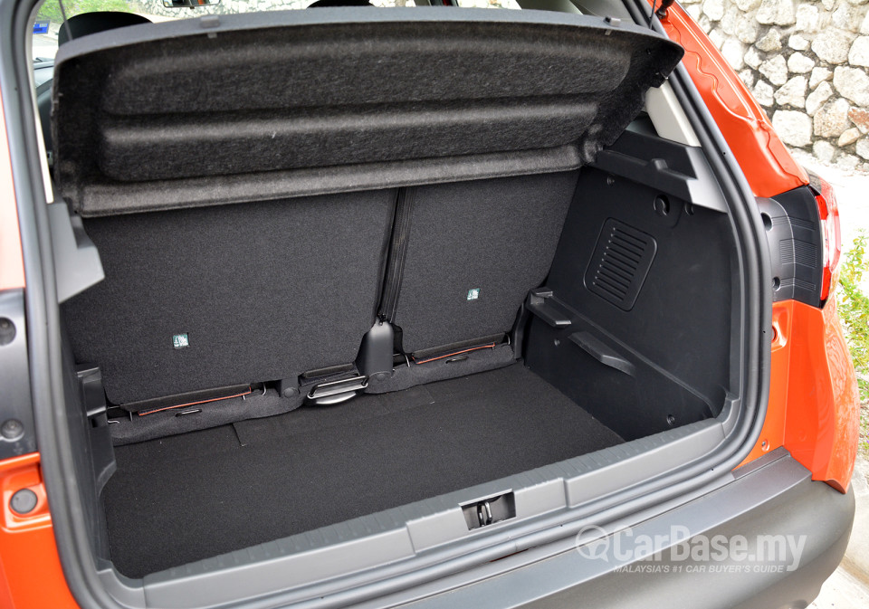 Renault Captur Mk1 (2015) Interior