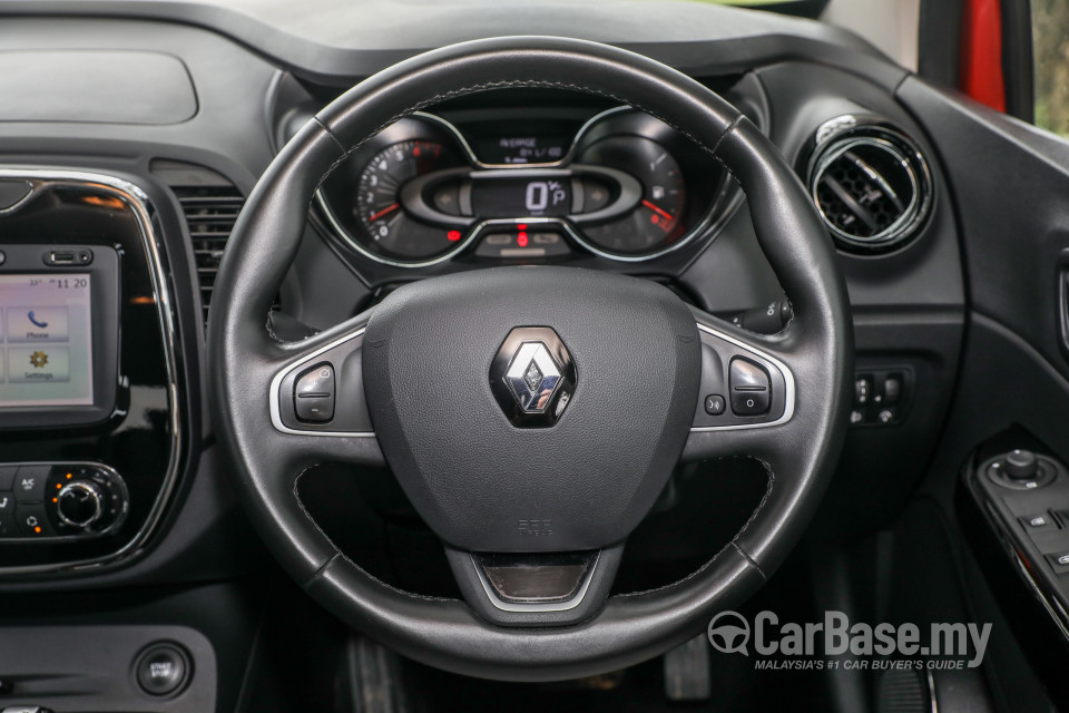 Renault Captur Mk1 (2015) Interior