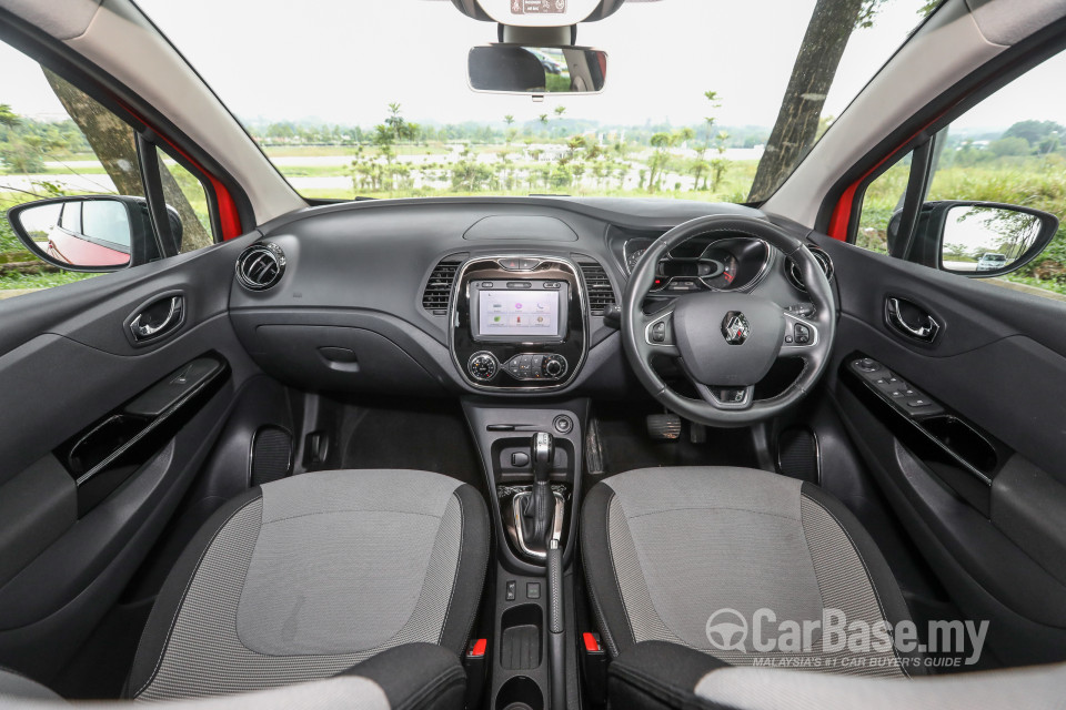 Renault Captur Mk1 Facelift (2018) Interior