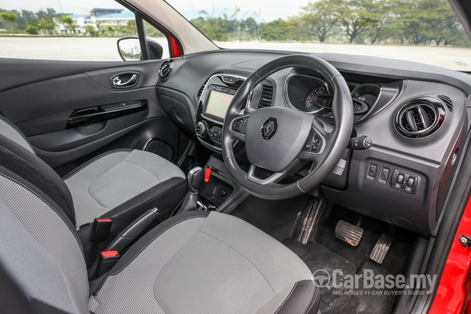 Renault Captur Mk1 Facelift (2018) Interior
