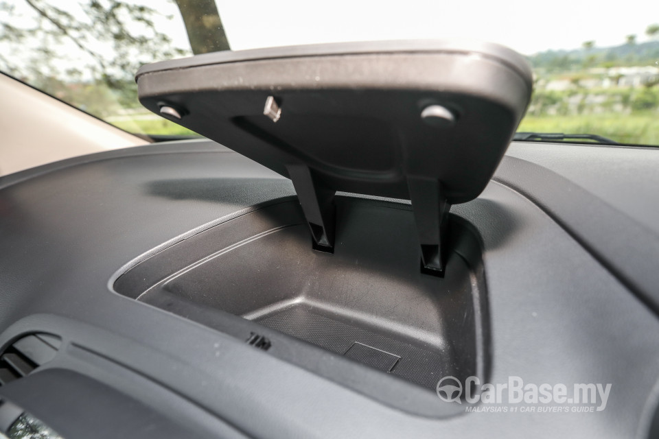 Renault Captur Mk1 Facelift (2018) Interior