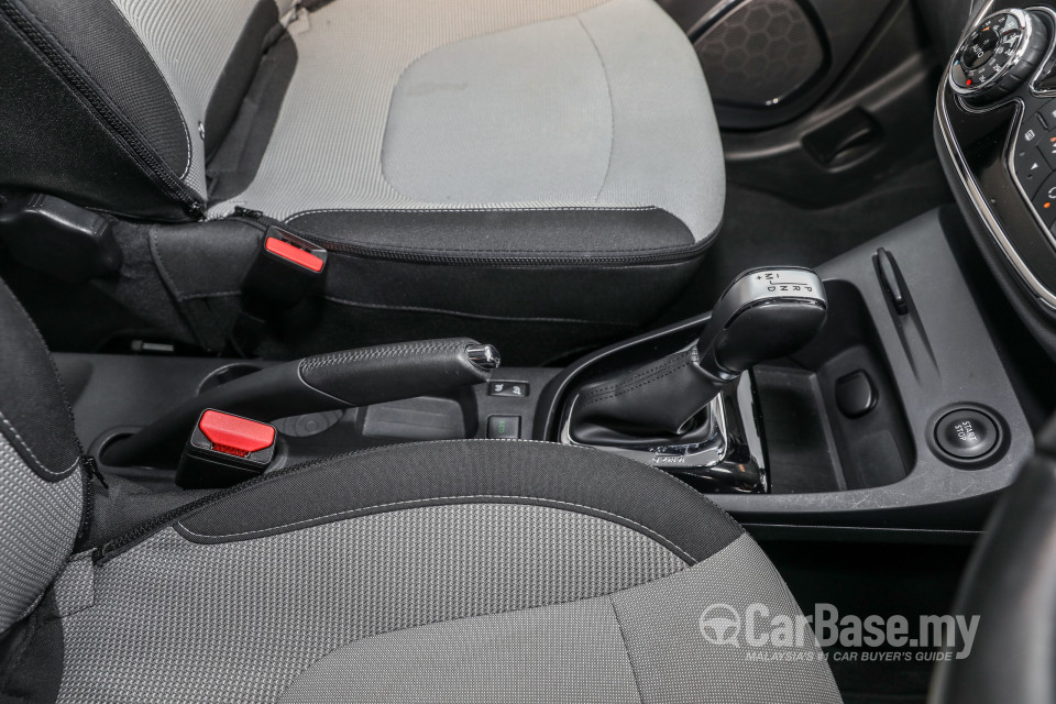 Renault Captur Mk1 Facelift (2018) Interior