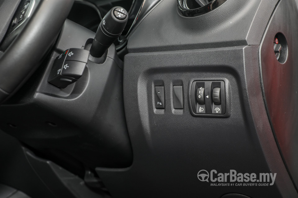 Renault Captur Mk1 Facelift (2018) Interior
