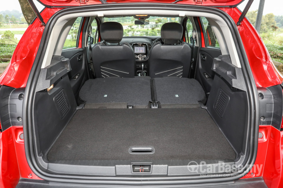 Renault Captur Mk1 Facelift (2018) Interior