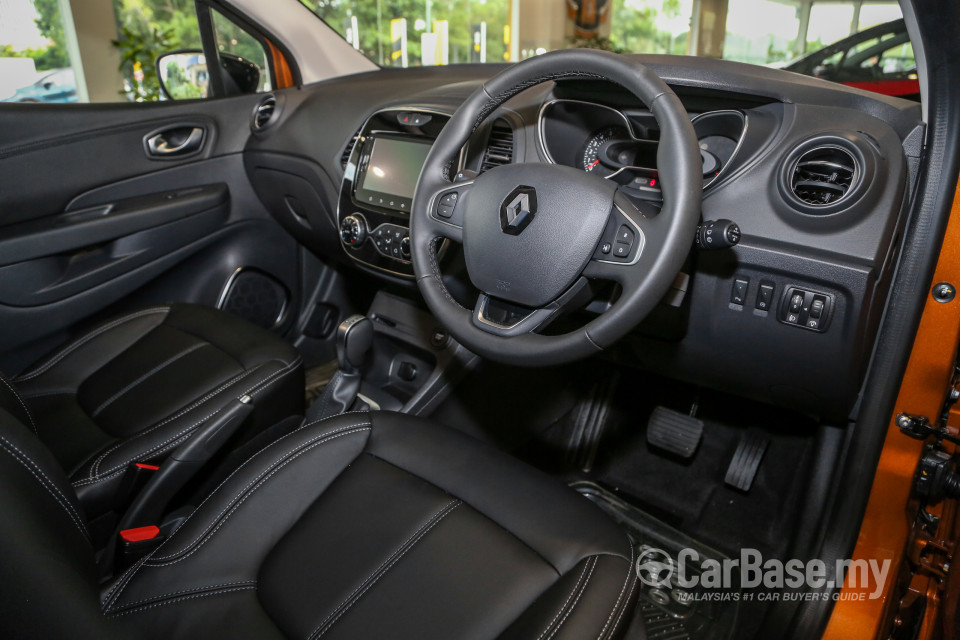 Renault Captur Mk1 Facelift (2018) Interior