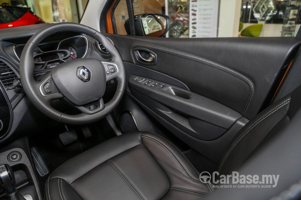 Renault Captur Mk1 Facelift (2018) Interior