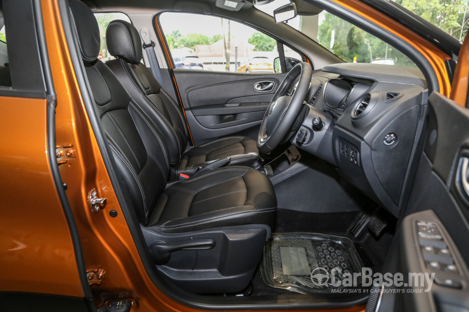 Renault Captur Mk1 Facelift (2018) Interior