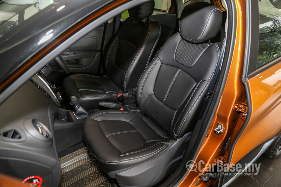 Renault Captur Mk1 Facelift (2018) Interior