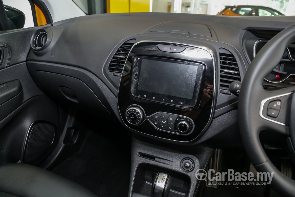 Renault Captur Mk1 Facelift (2018) Interior