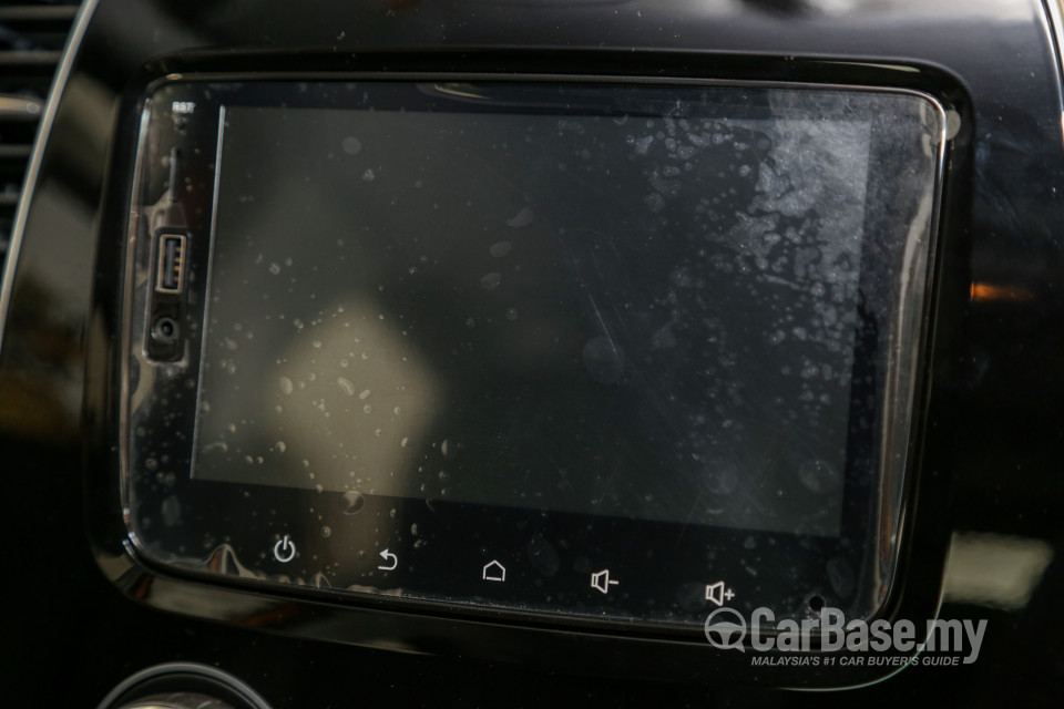 Renault Captur Mk1 Facelift (2018) Interior