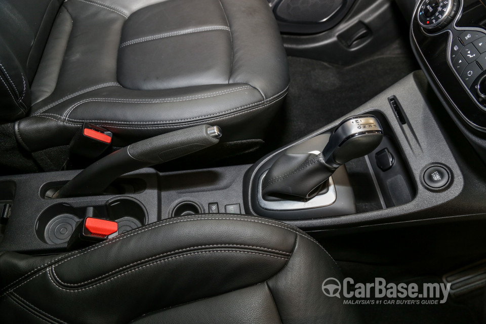 Renault Captur Mk1 Facelift (2018) Interior