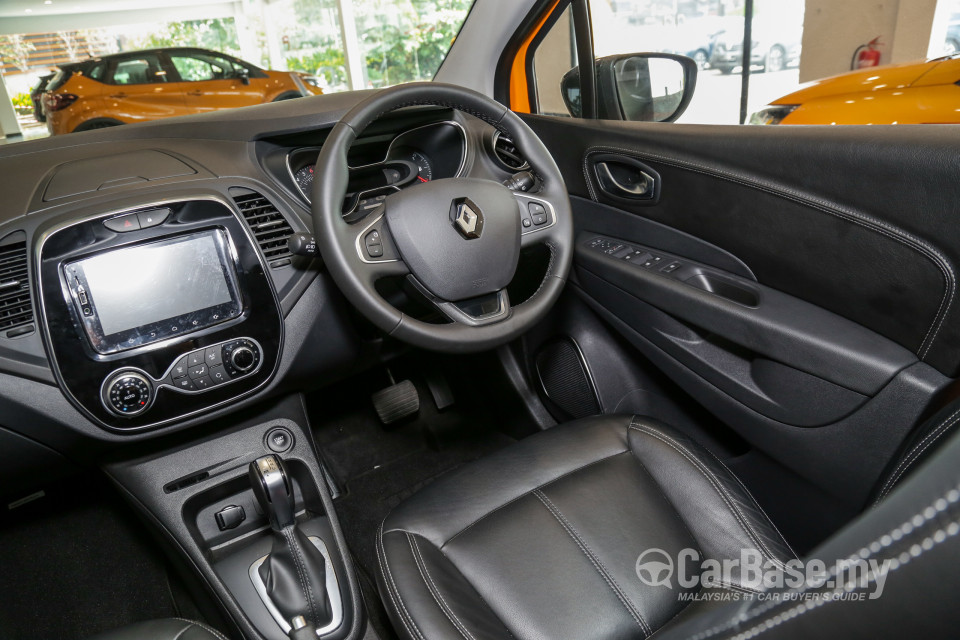 Renault Captur Mk1 Facelift (2018) Interior