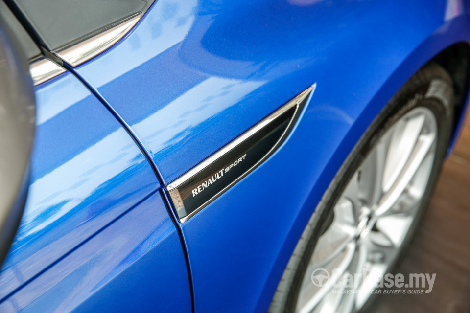 Renault Megane Mk4 (2018) Exterior