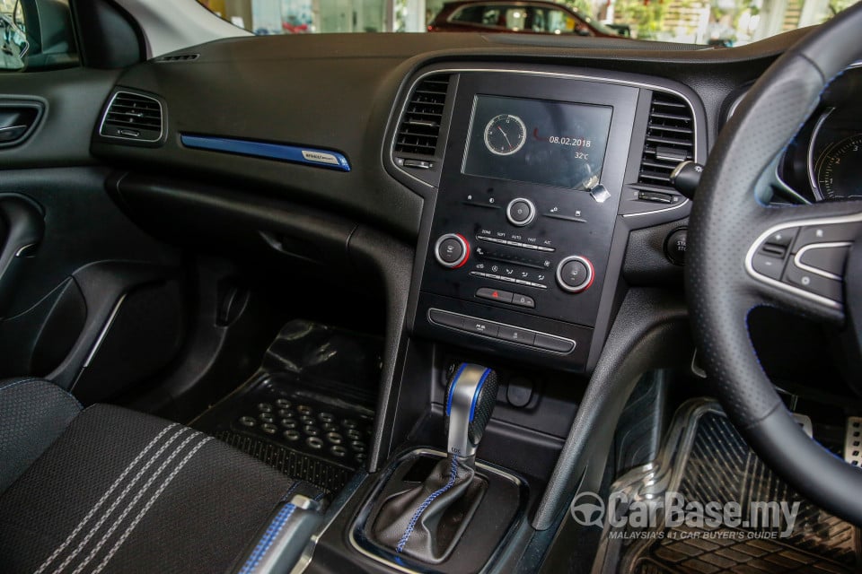 Renault Megane Mk4 (2018) Interior