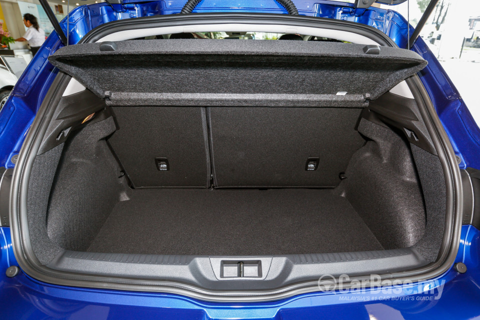 Renault Megane Mk4 (2018) Interior