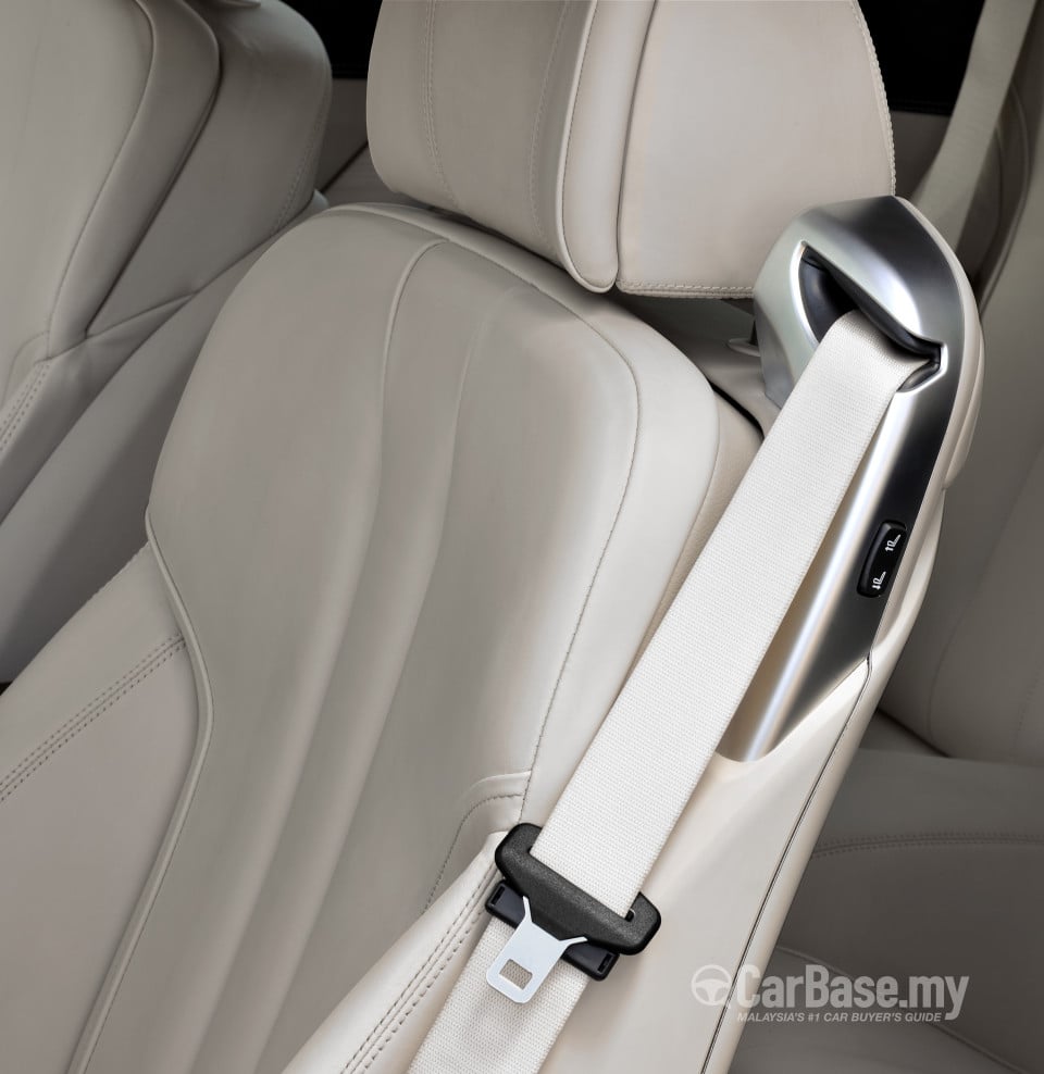 BMW 6 Series Coupe F13 (2011) Interior