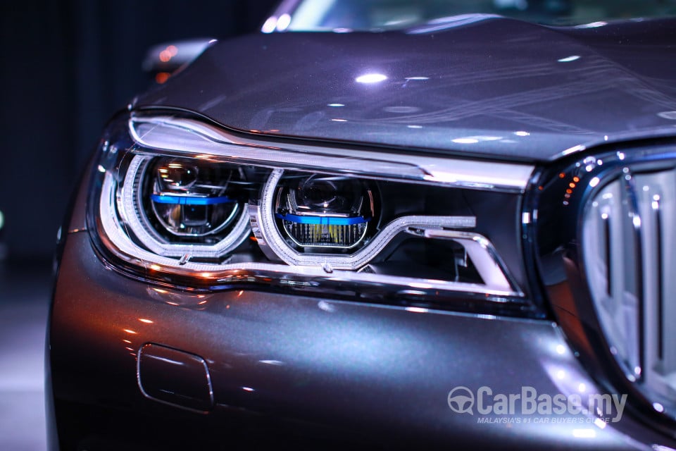 BMW 7 Series G12 (2016) Exterior