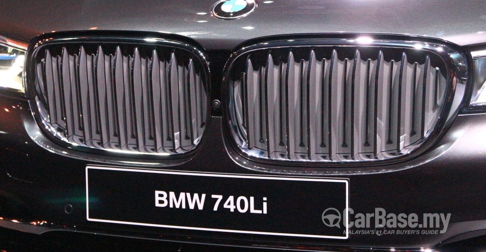 BMW 7 Series G12 (2016) Exterior