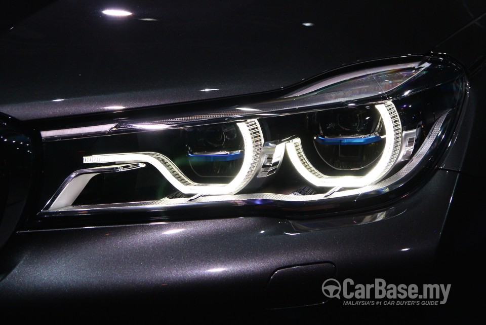 BMW 7 Series G12 (2016) Exterior