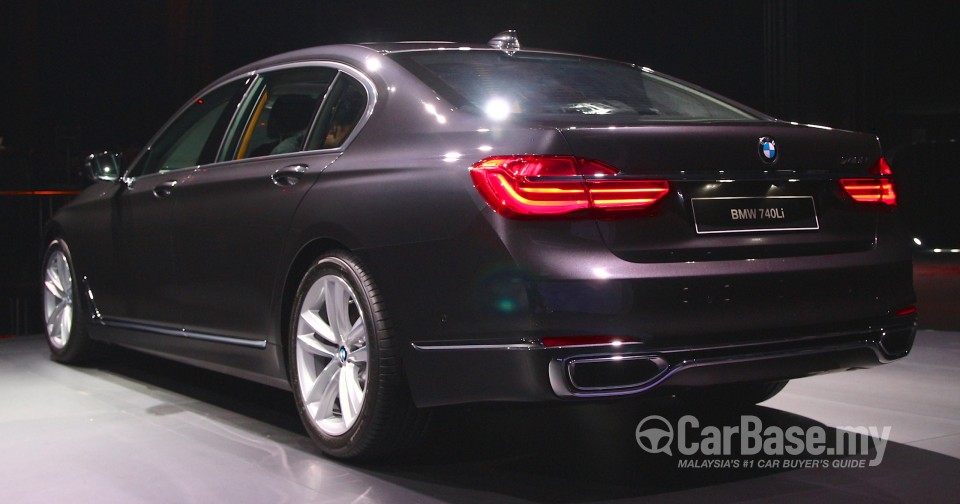 BMW 7 Series G12 (2016) Exterior