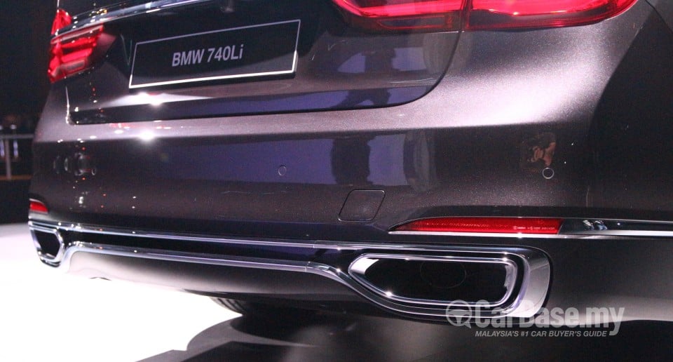 BMW 7 Series G12 (2016) Exterior