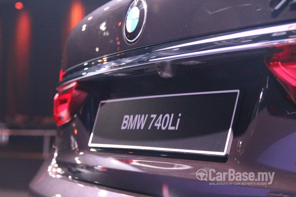 BMW 7 Series G12 (2016) Exterior