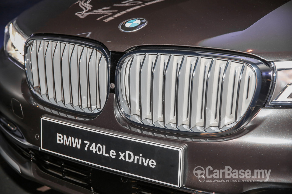 BMW 7 Series G12 (2016) Exterior