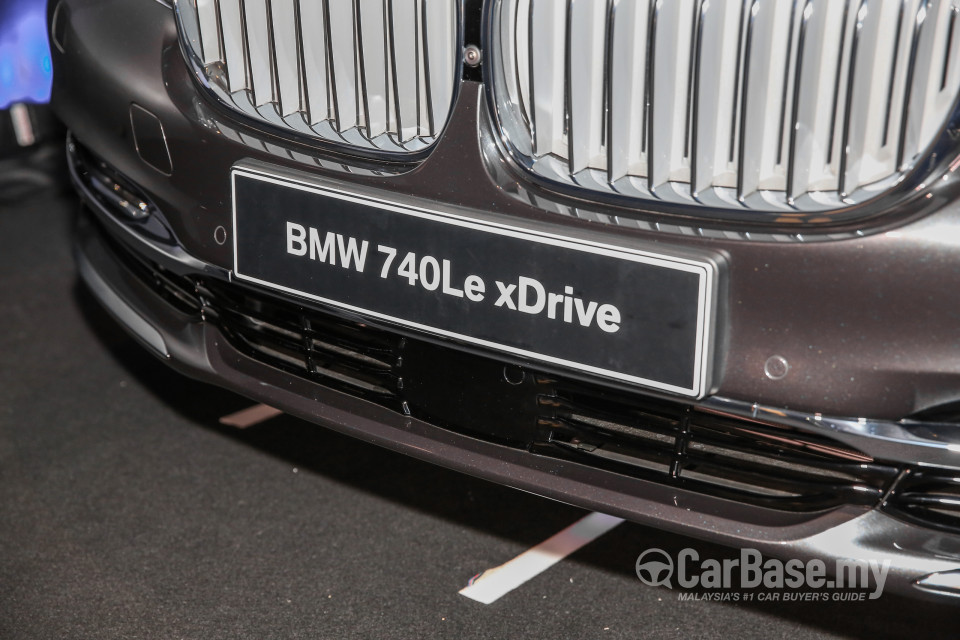 BMW 7 Series G12 (2016) Exterior