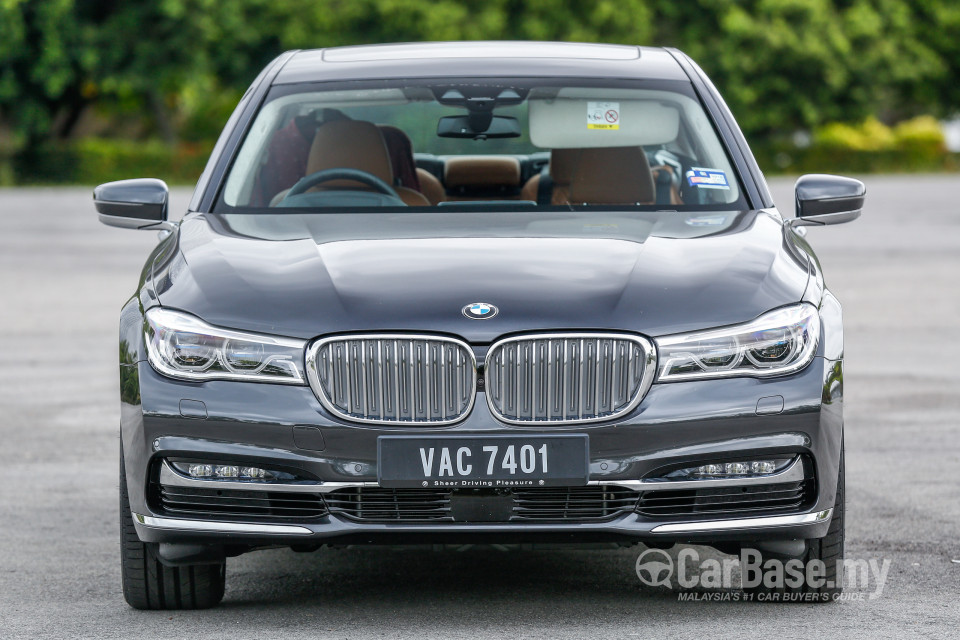 BMW 7 Series G12 (2016) Exterior