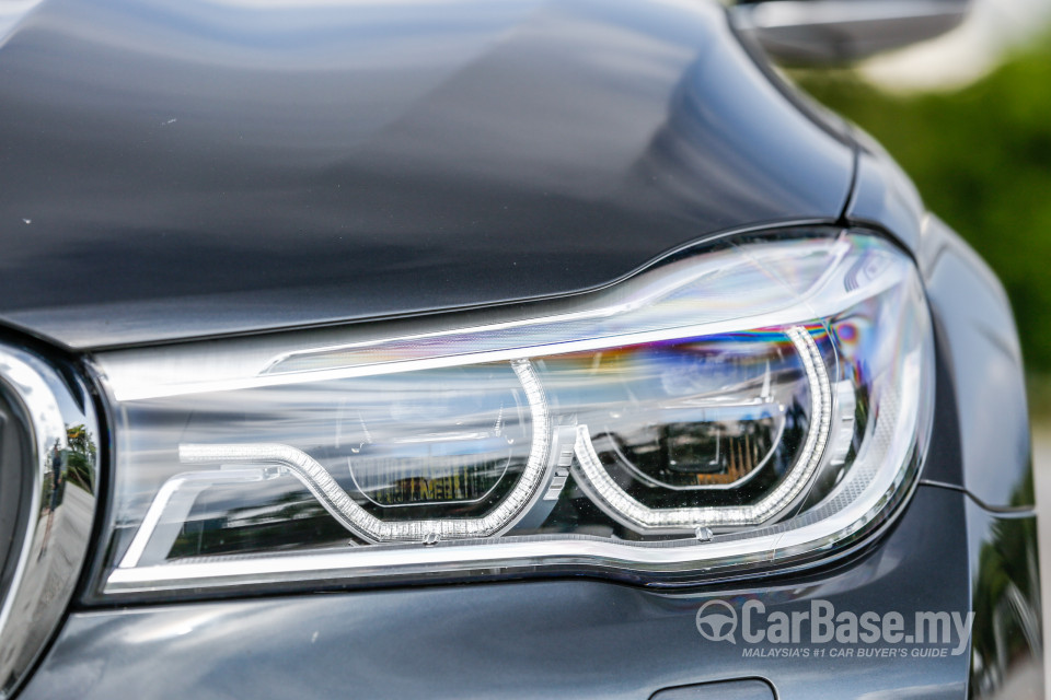 BMW 7 Series G12 (2016) Exterior