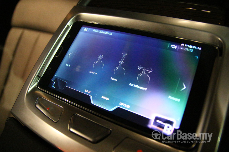 BMW 7 Series G12 (2016) Interior