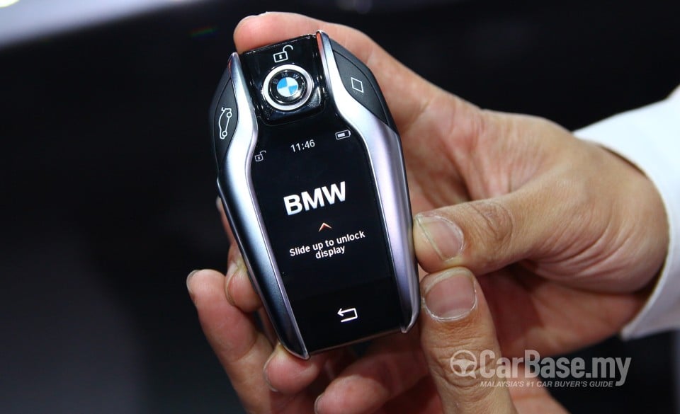 BMW 7 Series G12 (2016) Interior