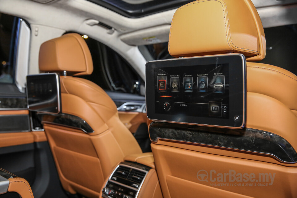 BMW i4 G26 (2022) Interior