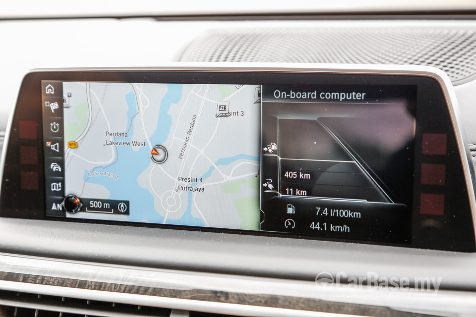BMW 7 Series G12 (2016) Interior